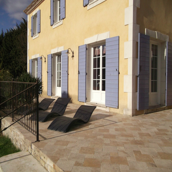 Offres de location Villa Saint-Étienne-du-Grès 13103